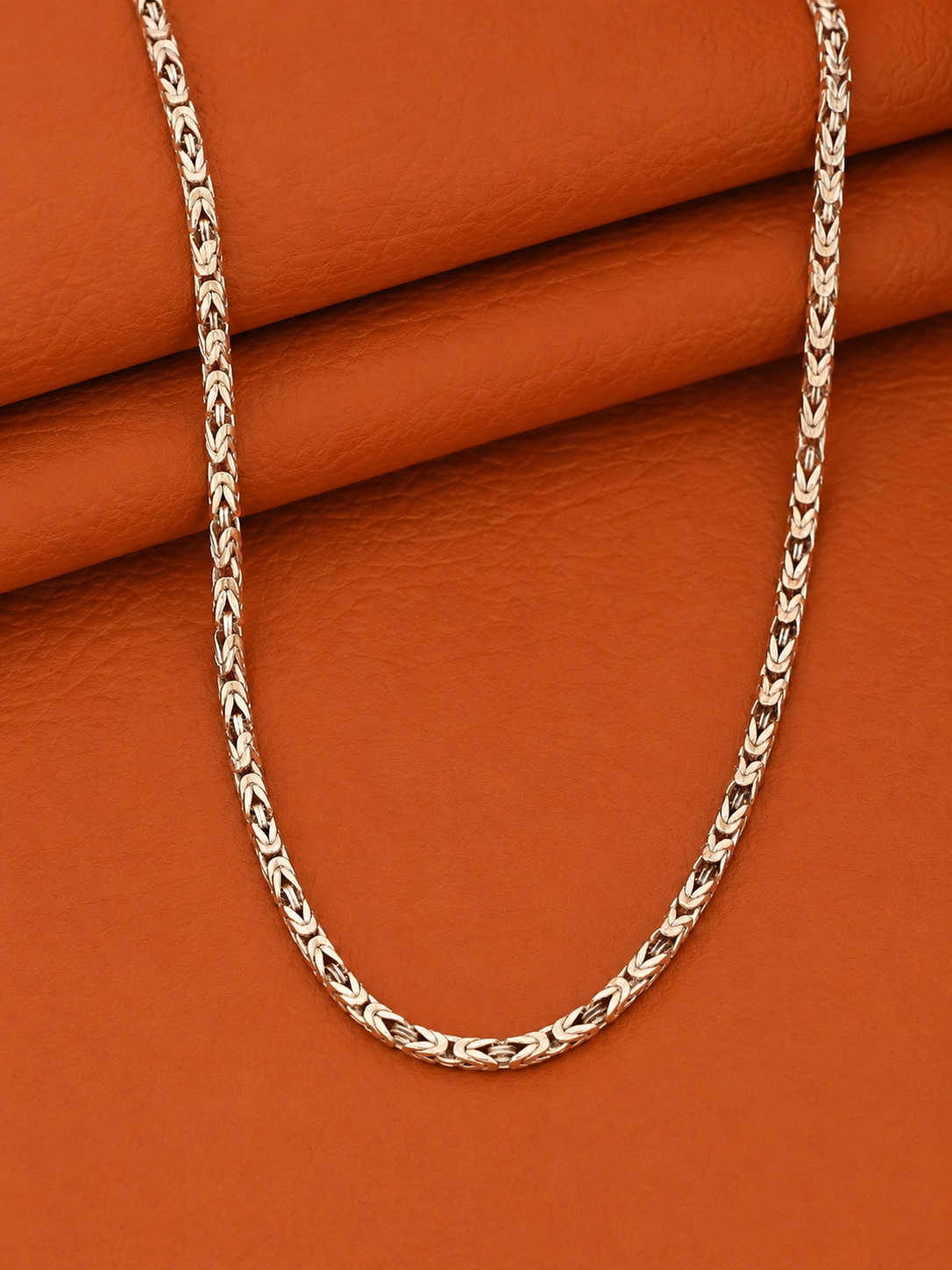 : ✨ Silver Leaf Chain