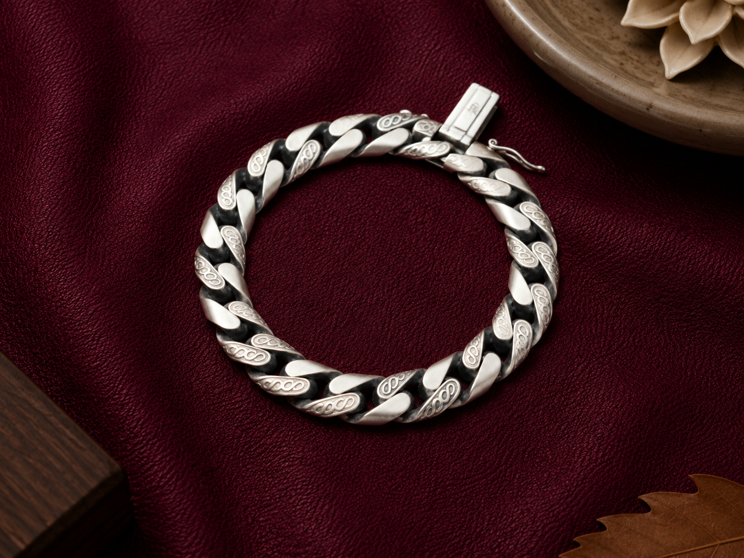 🖤 Silver Heritage Link Bracelet