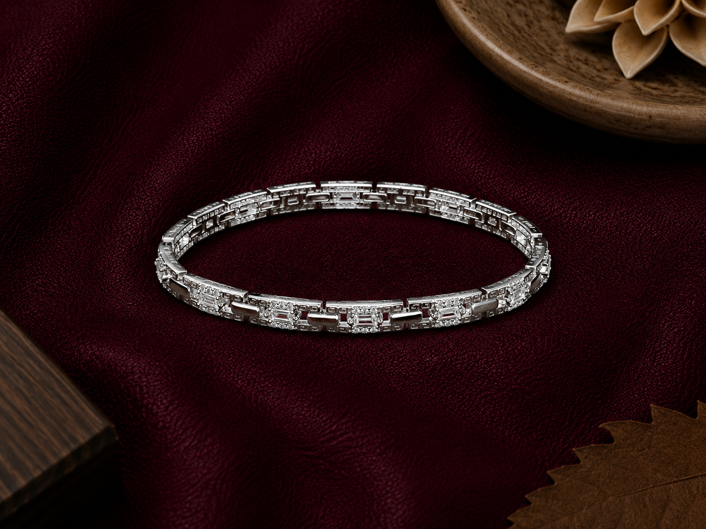 Luxe Geometric Link Bracelet — A