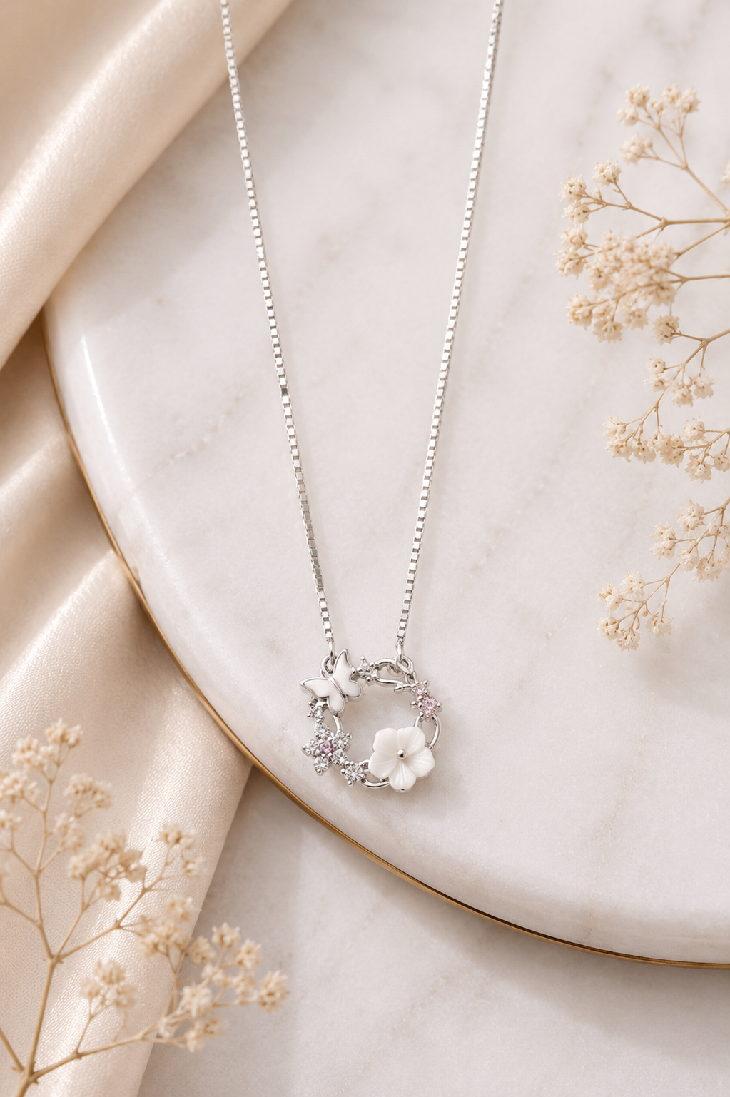 🌸 Floral Charm chain