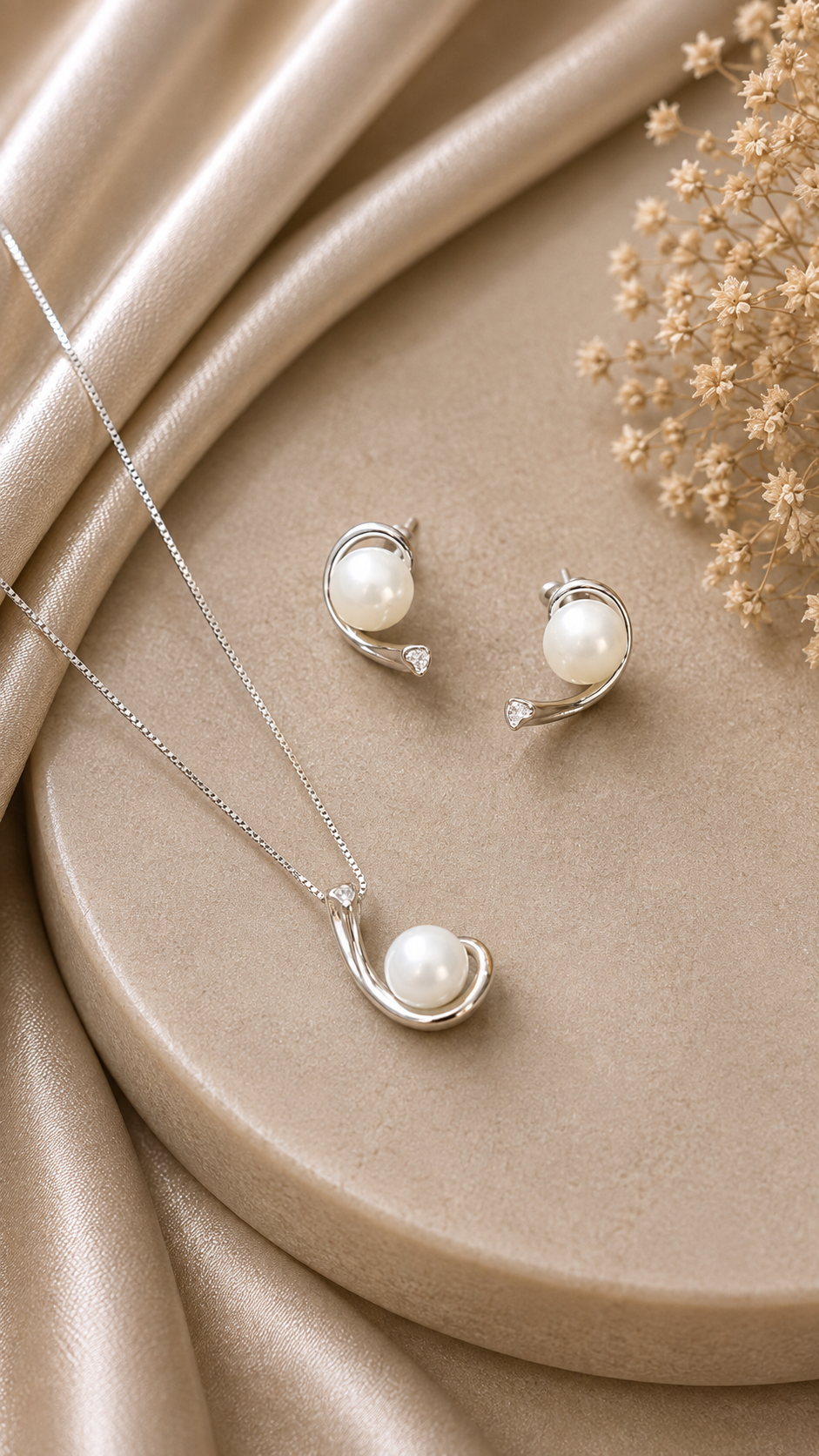 Pearl Swirl Pendant Set