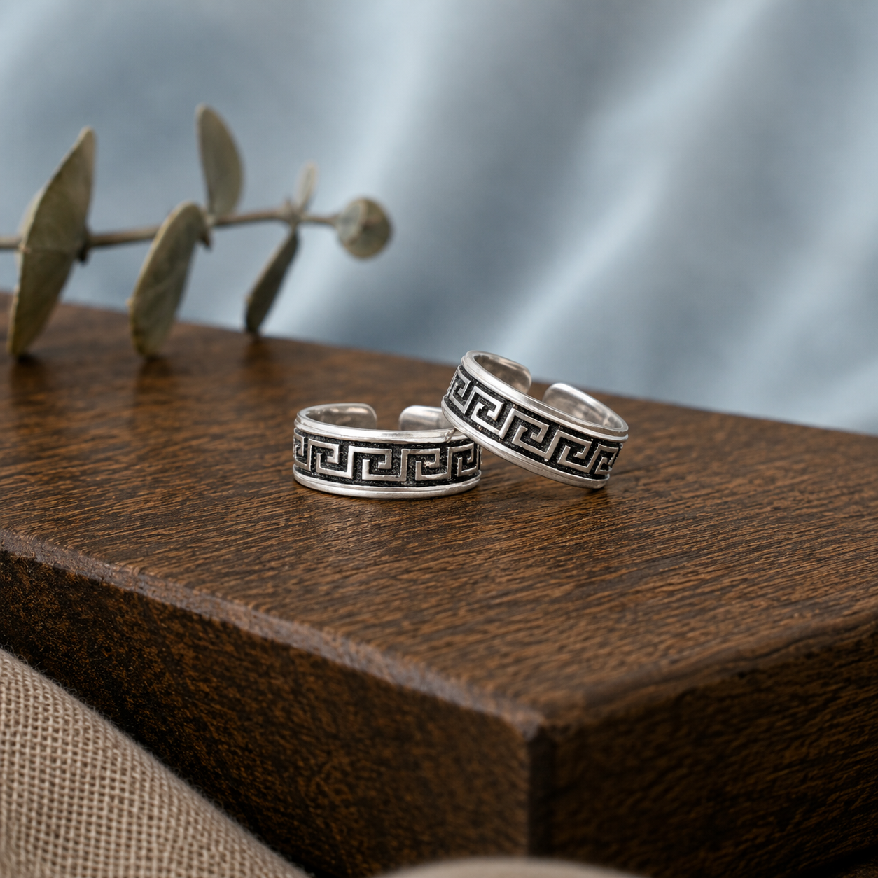 Antique Silver Greek-Key Adjustable Toe ring