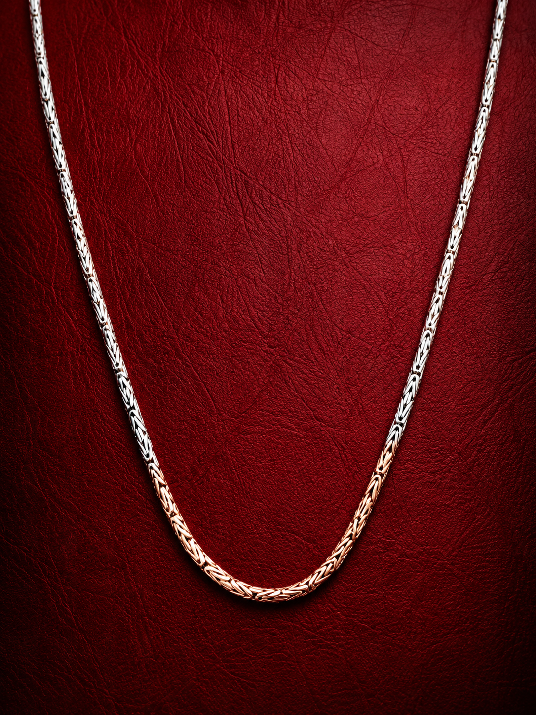 Elegant Silver Textured Chain