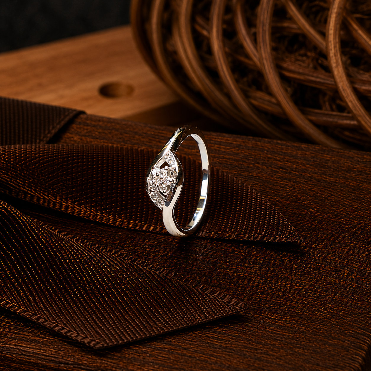 Elegant Floral Silver Ring ✨