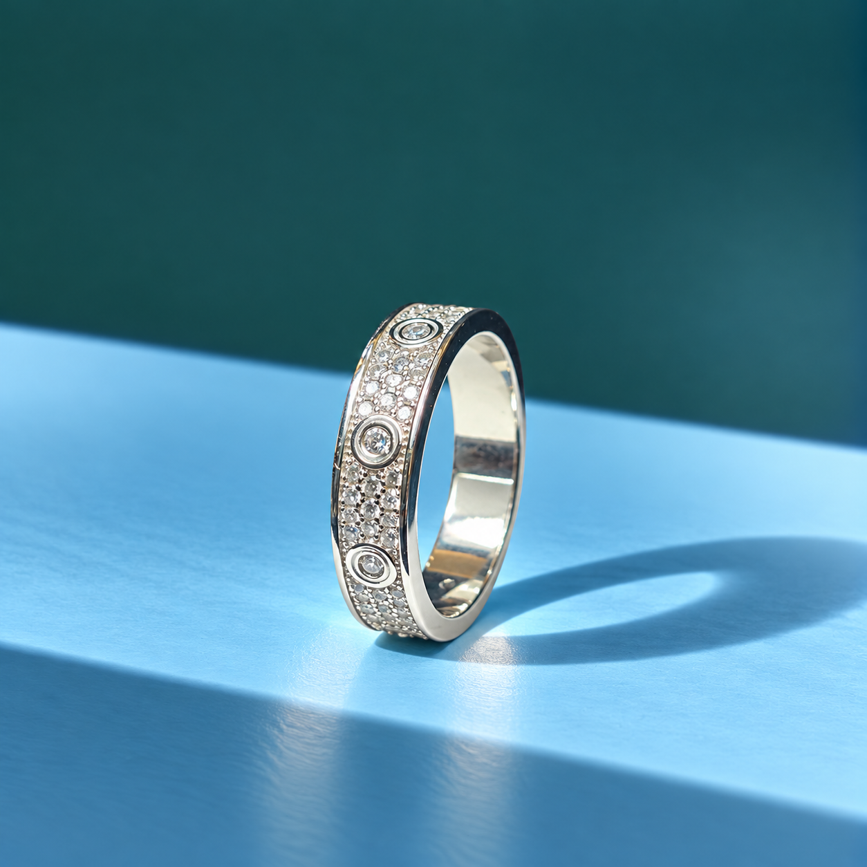 ✨ Elegant Silver Pavé Ring