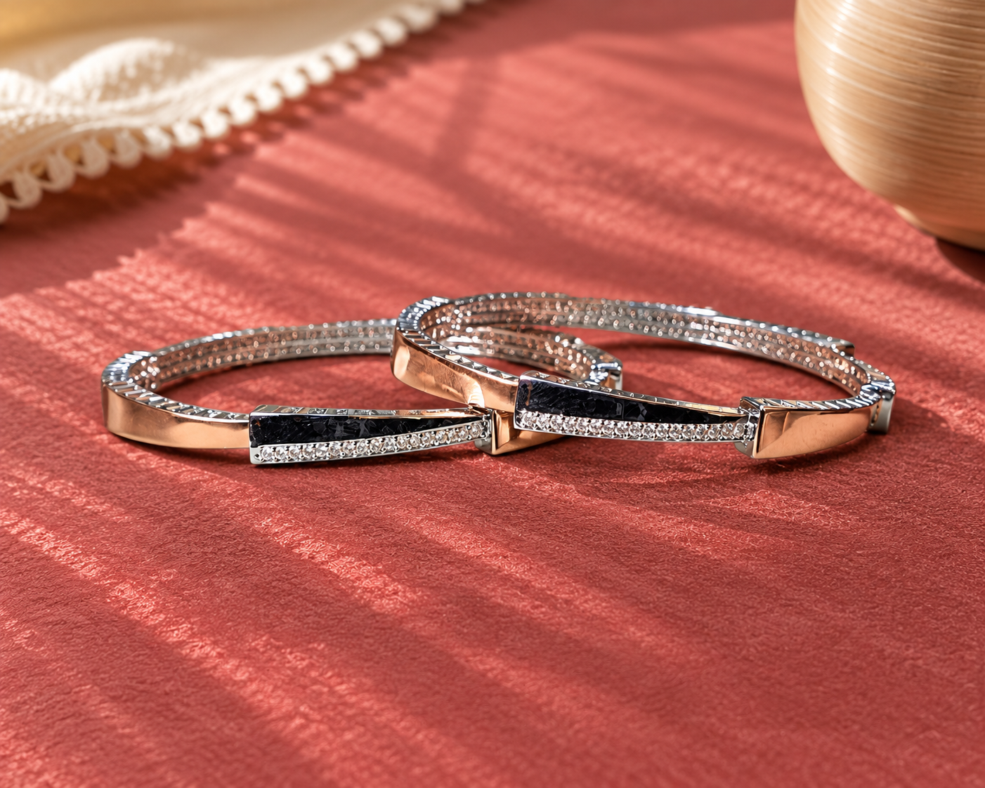 ✨ Elegant Two-Tone Diamond-Style Bangle