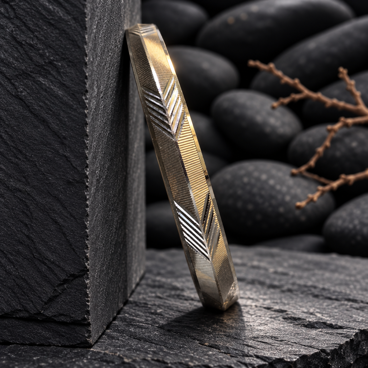 Elegant Geometric Gold Bangle ✨