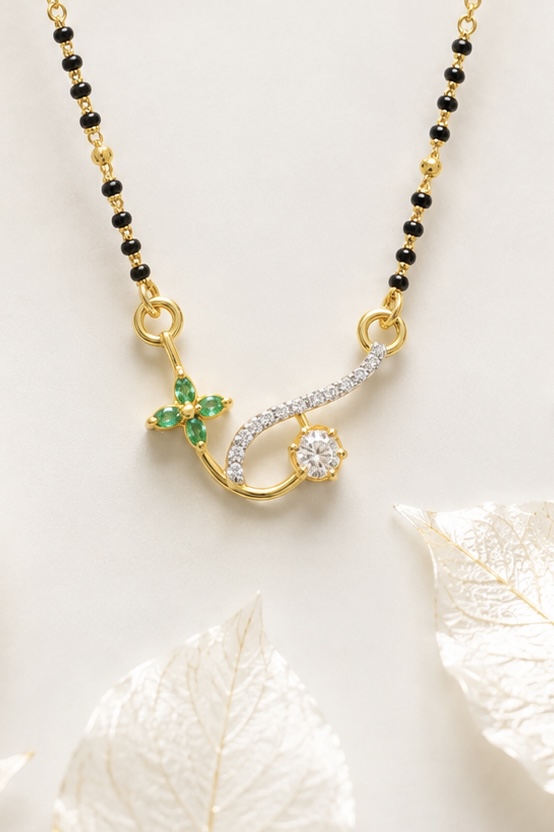 ✨ Emerald Floral Mangalsutra