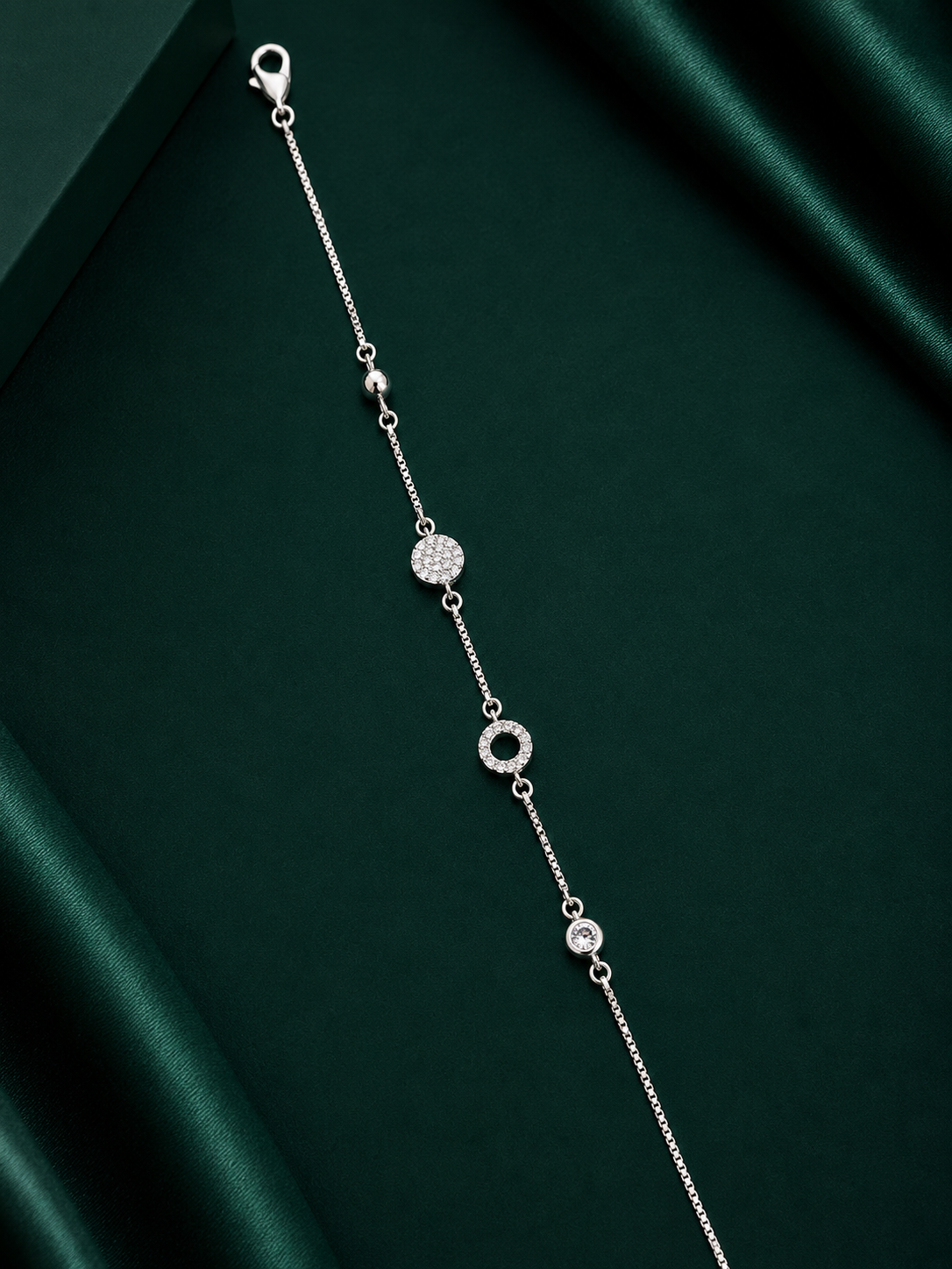 ✨ Silver Circle Link Bracelet
