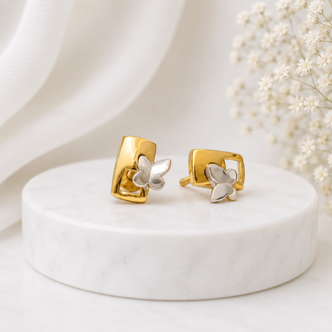 ✨ Golden Butterfly Stud Earrings 🦋