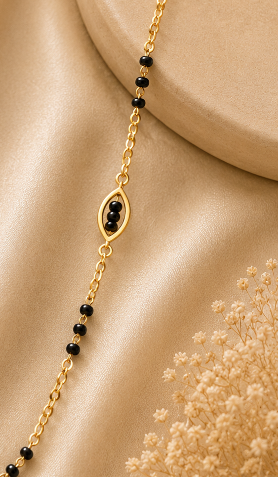Elegant Gold & Black Beaded Mangalsutra ✨🖤