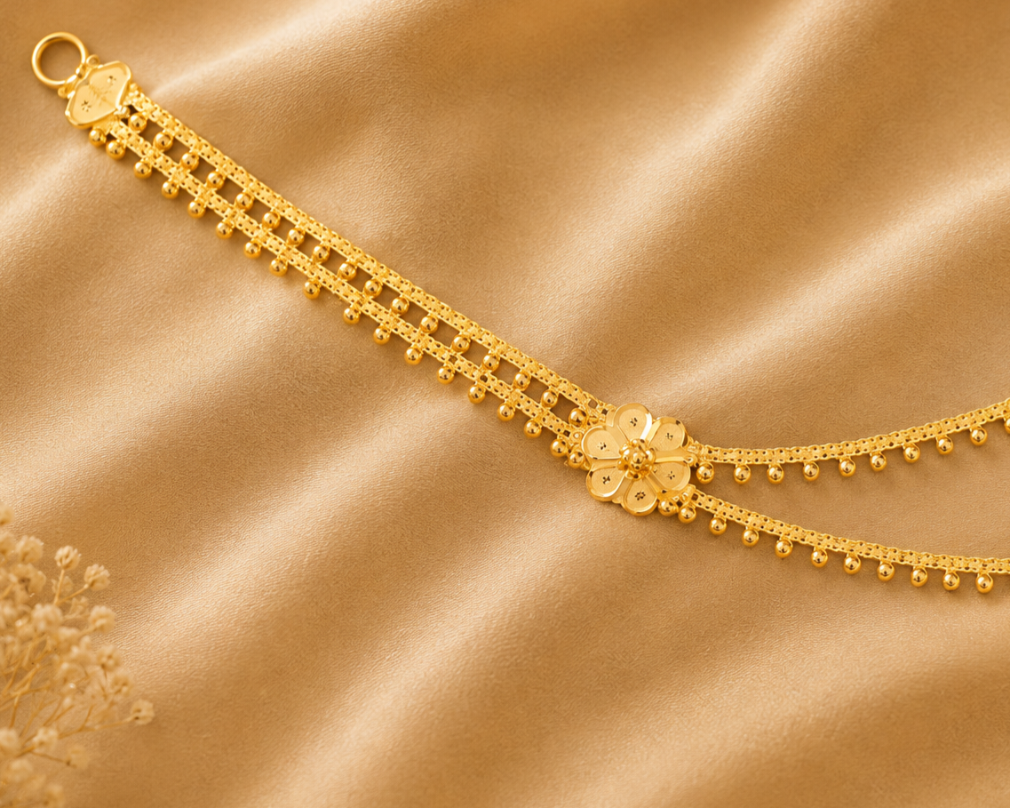 ✨ Golden Floral Double-Layer Necklace