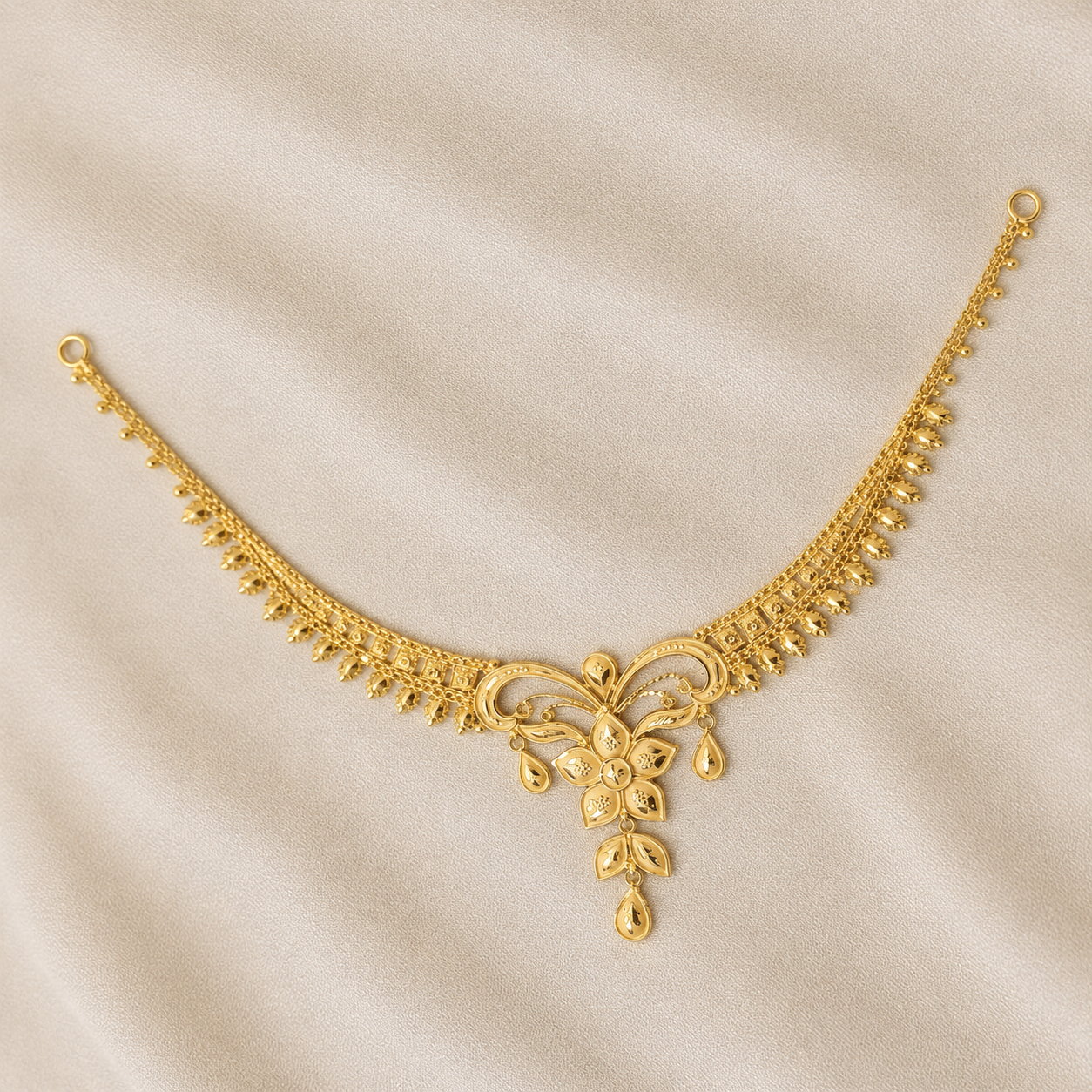 🌸 Golden Floral Heritage Necklace