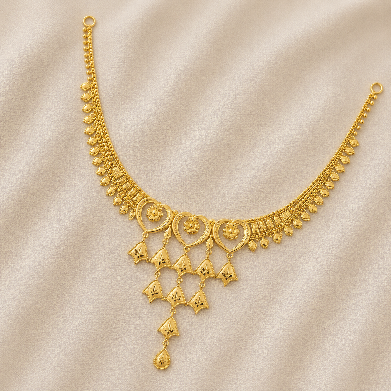 🌸 Royal Gold Floral Necklace