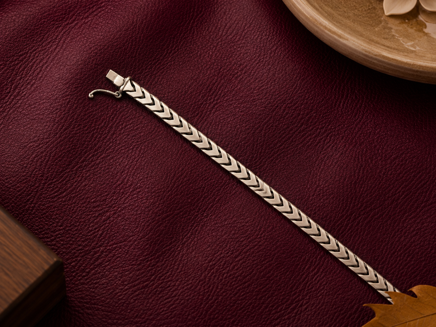 ✨ Classic Silver Cuban Bracelet