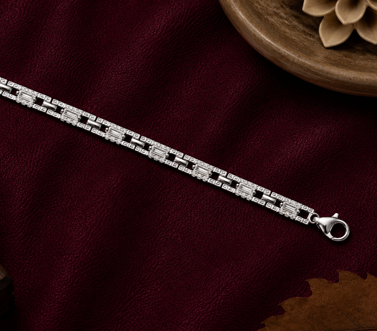 Luxe Geometric Link Bracelet — A