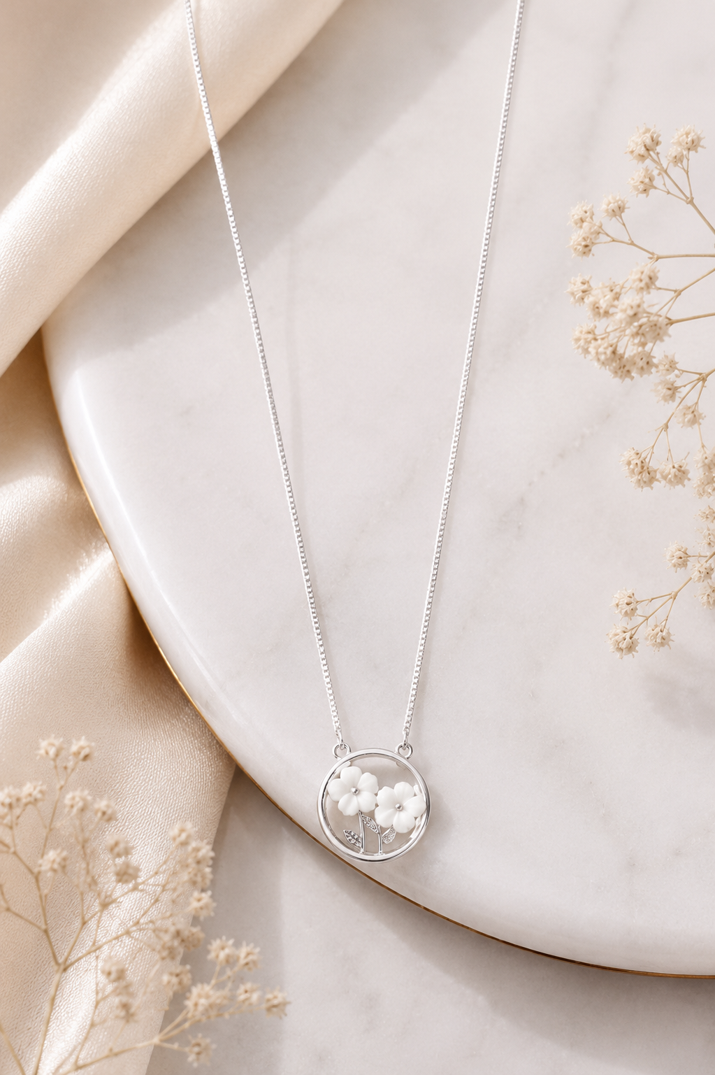 Silver Floral Circle chain