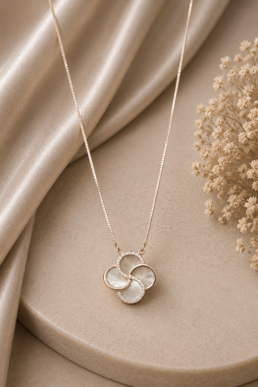 Mother of Pearl Infinity Pendant chain ✨
