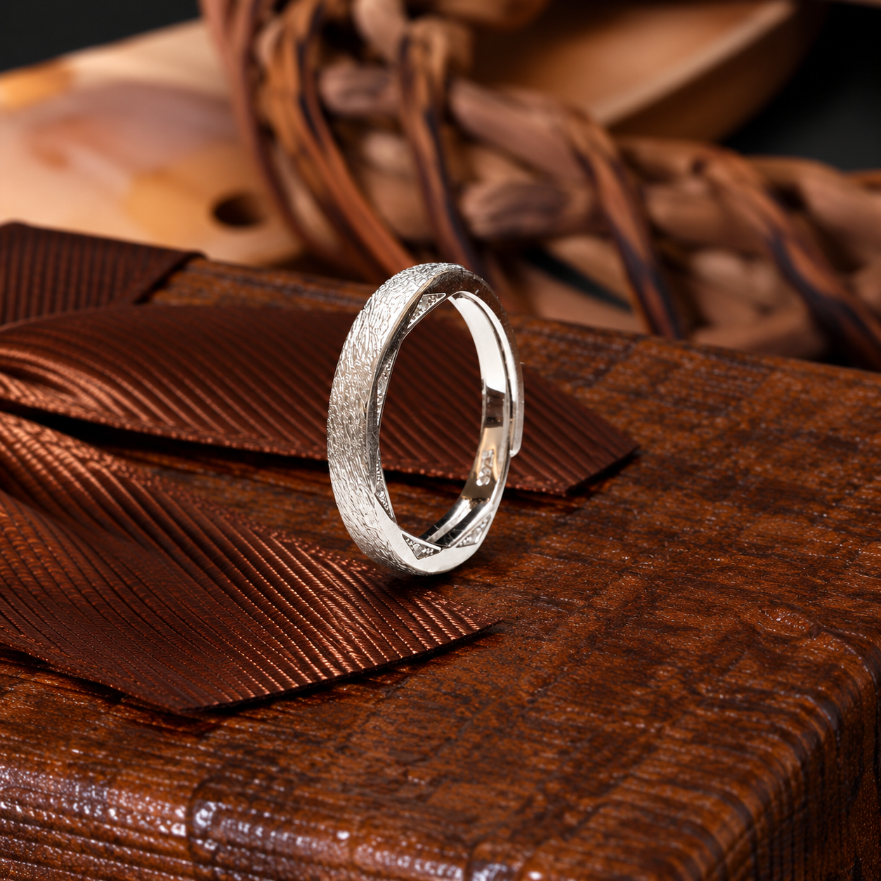 💍 Rustic Textured Silver Couple Rings