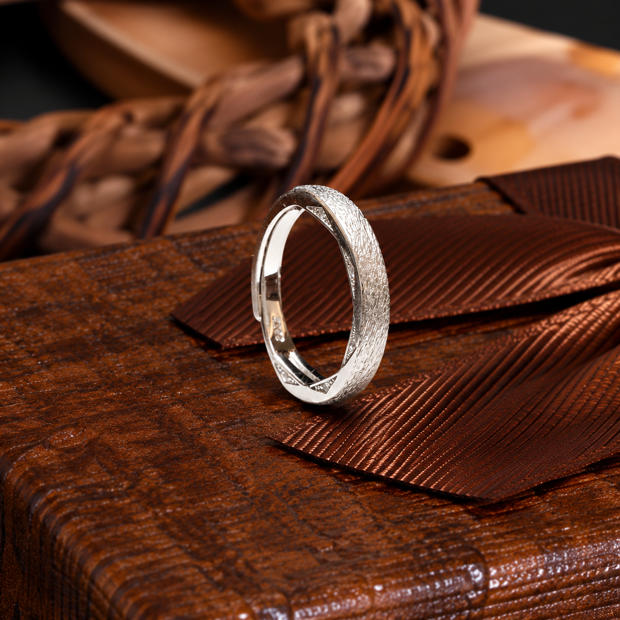 💍 Rustic Textured Silver Couple Rings