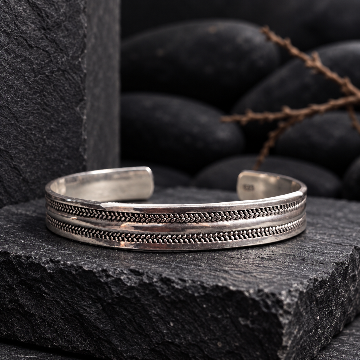 🖤 Oxidized Silver Textured kada
