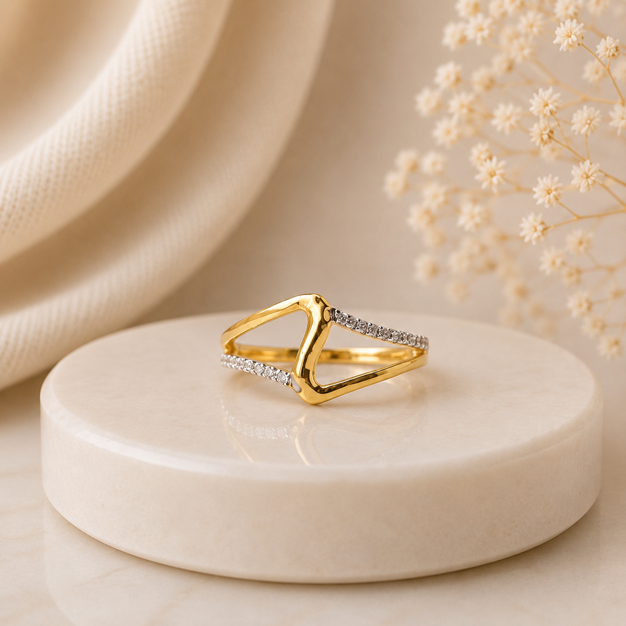 ✨ Golden Geometric Elegance Ring